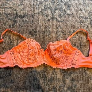 Victoria’s Secret Underwire Lace Bra
